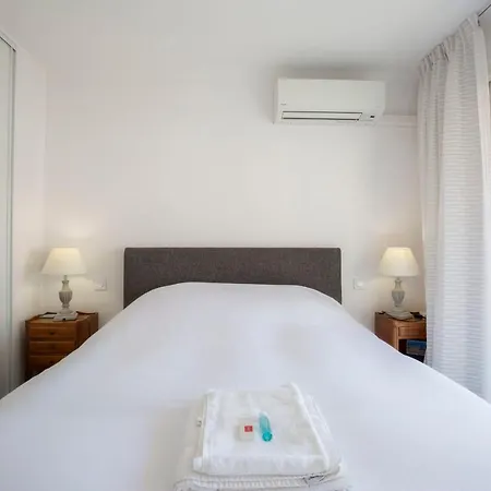 We ! Cosy 2-bedroom With Terrace Center Канны